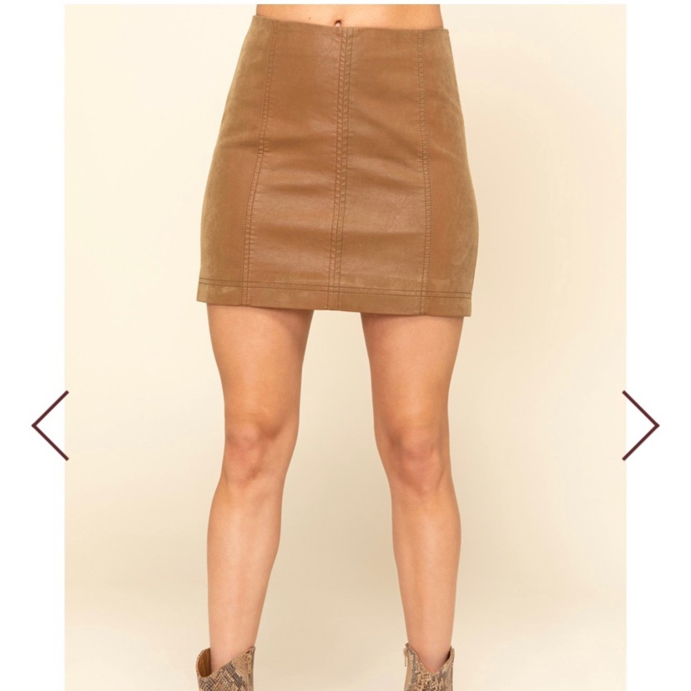 Free People femme beige mini skirt